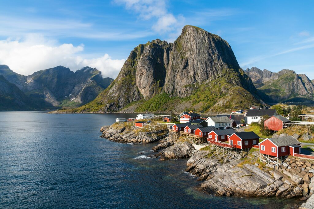 Partir en van en Norvège village des fjords